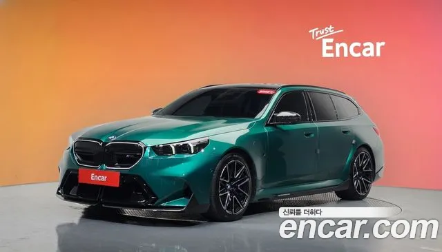 BMW M5 2025