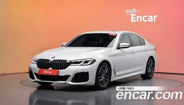 BMW 5-Series 2022