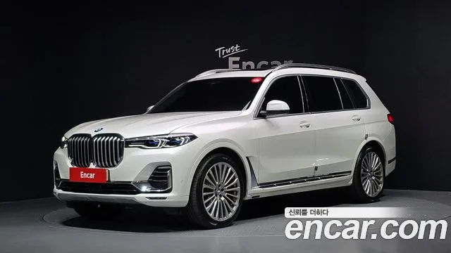 BMW X7 2021