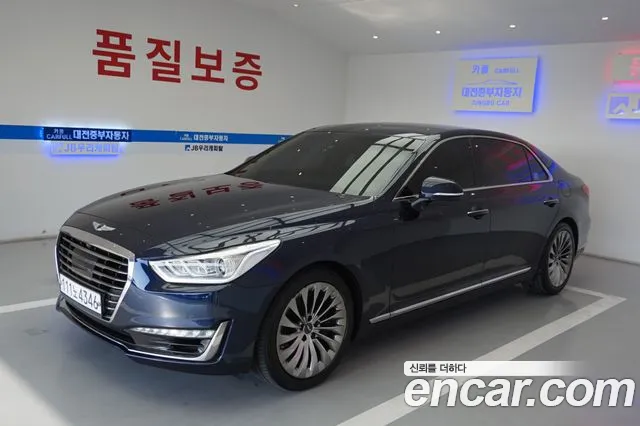 Genesis EQ900 2018
