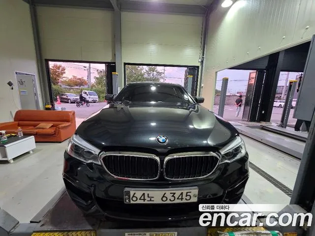 BMW 5-Series 2017