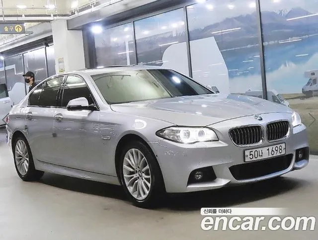 BMW 5-Series 2016