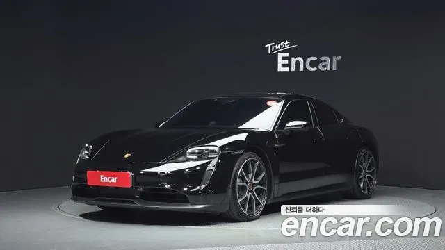 Porsche Taycan 2023