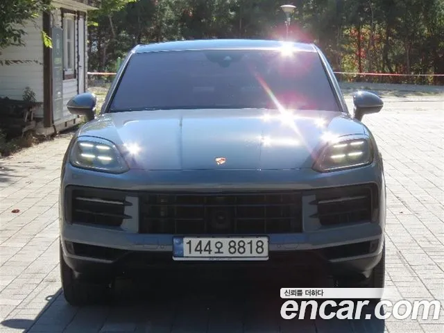 Porsche Cayenne 2023