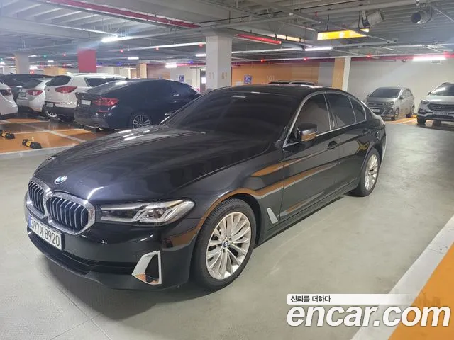BMW 5-Series 2021