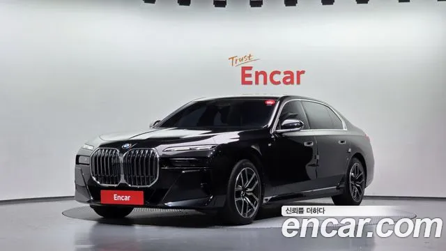 BMW 7-Series 2024