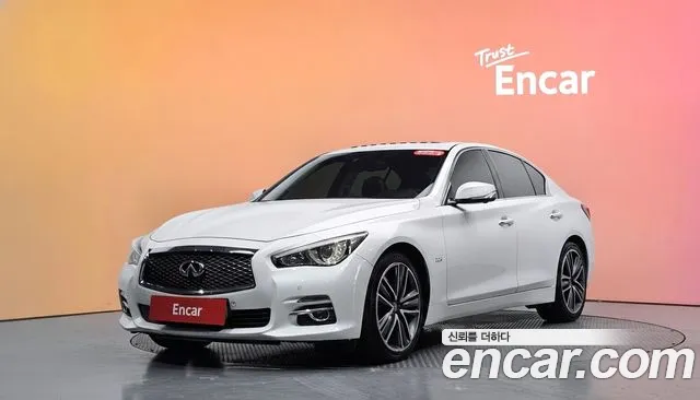 Infiniti Q50 2014