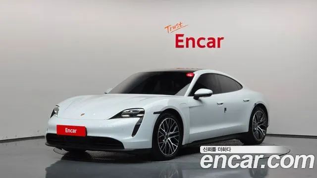 Porsche Taycan 2021