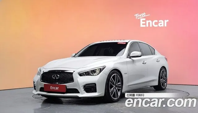 Infiniti Q50 2016