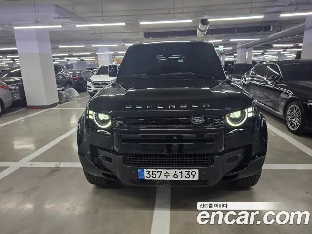 Land Rover Defender 2026