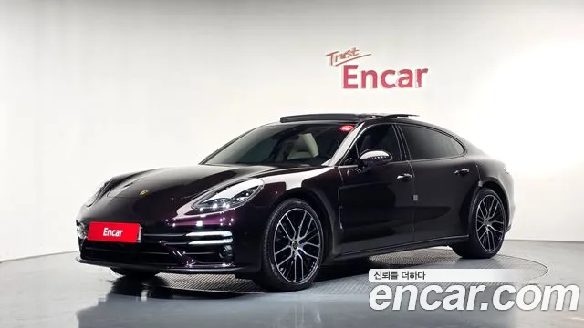 Porsche Panamera 2021