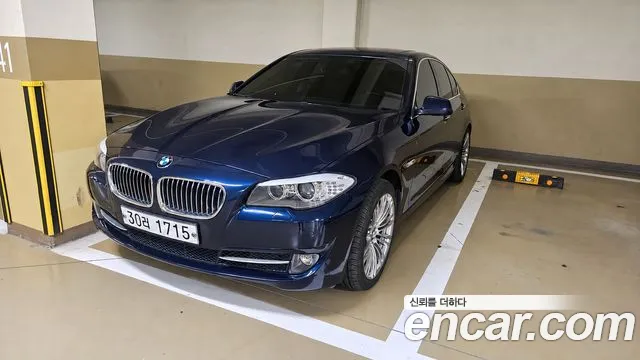 BMW 5-Series 2011