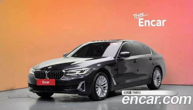 BMW 5-Series 2022