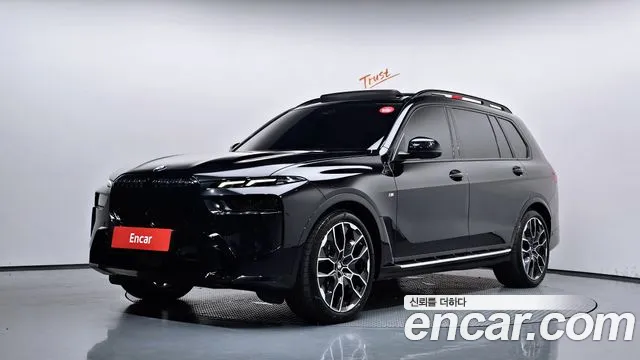 BMW X7 2025