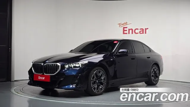 BMW 5-Series 2025