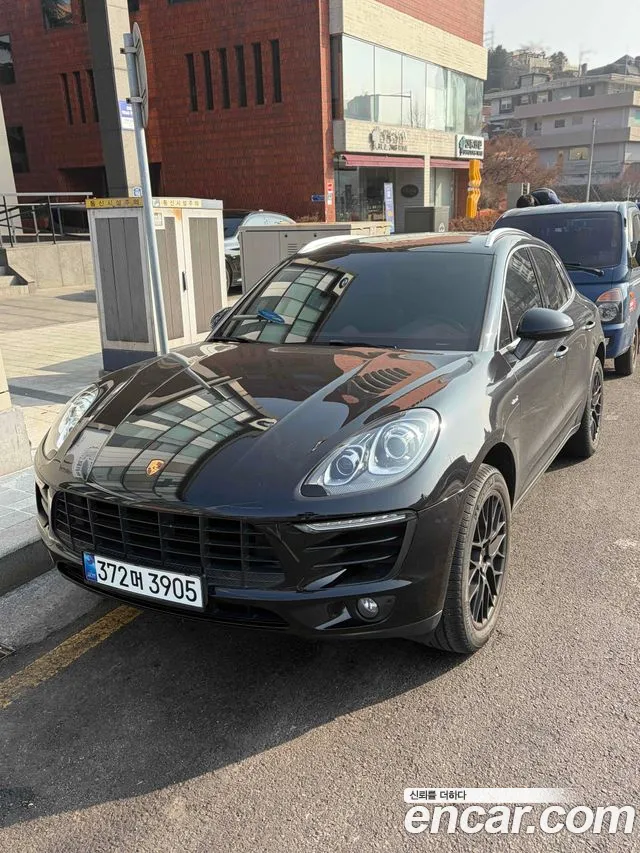 Porsche Macan 2015