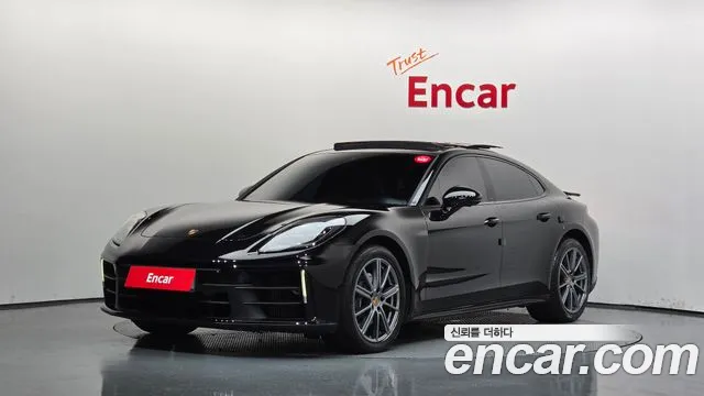Porsche Panamera 2025
