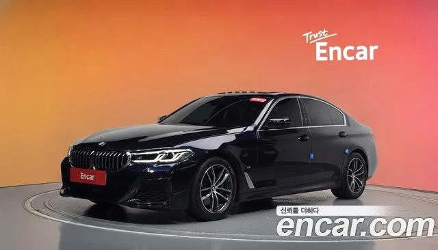 BMW 5-Series 2023