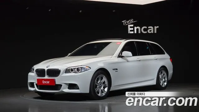 BMW 5-Series 2012