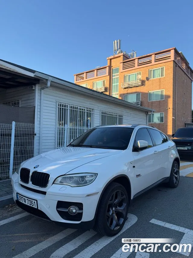 BMW X6 2011