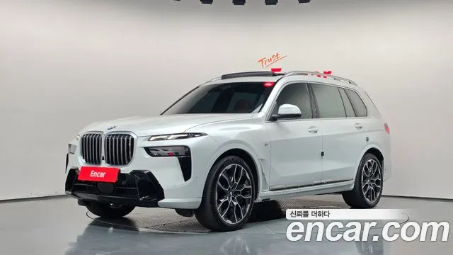 BMW X7 2025