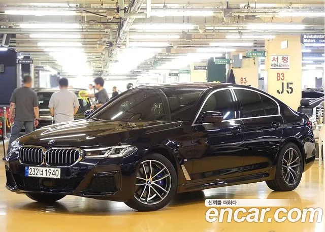BMW 5-Series 2022