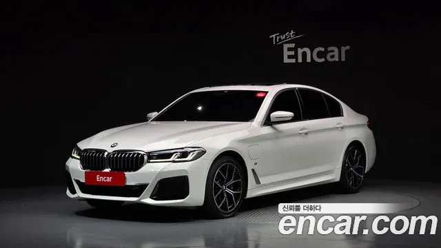 BMW 5-Series 2021