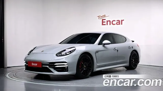 Porsche Panamera 2012