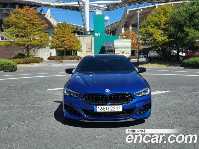 BMW 8-Series 2022