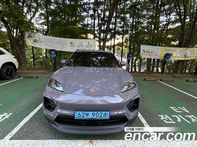Porsche Taycan 2024