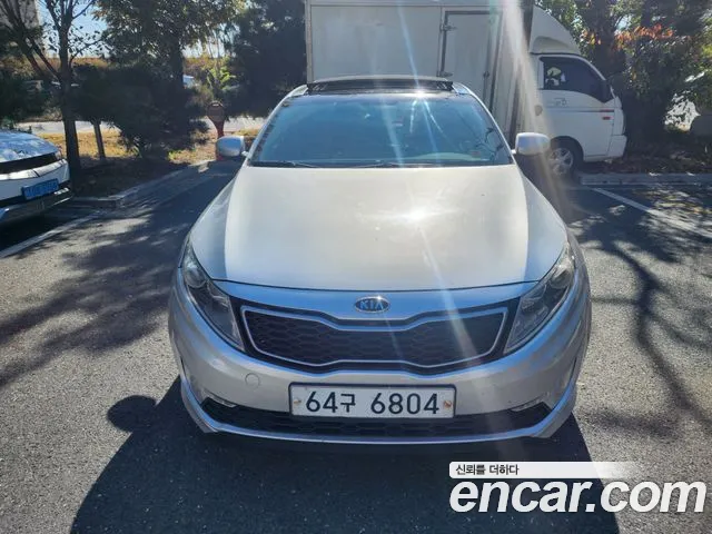 Kia K5 2011