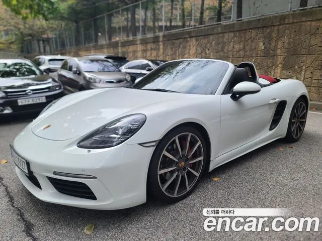 Porsche 718 2016