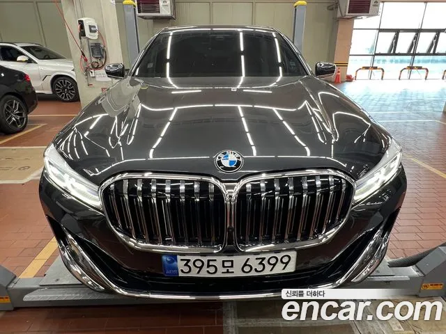 BMW 7-Series 2022