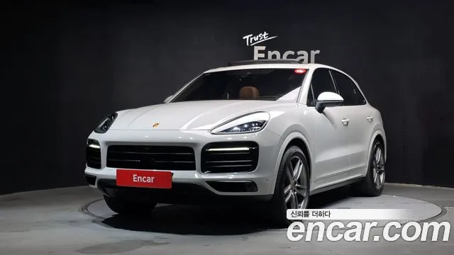 Porsche Cayenne 2023