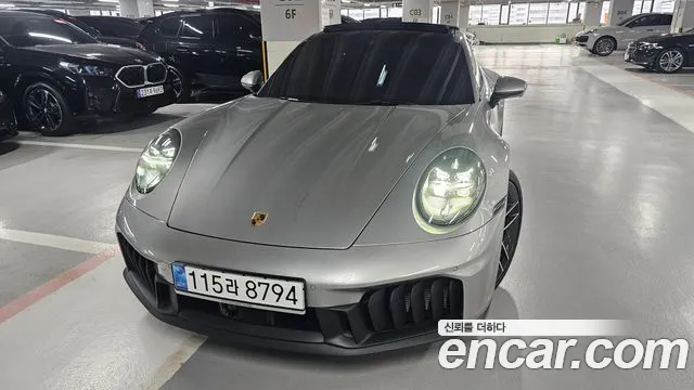 Porsche 911 2025