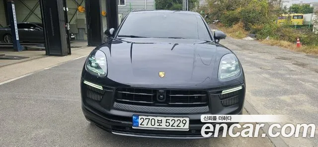 Porsche Macan 2022
