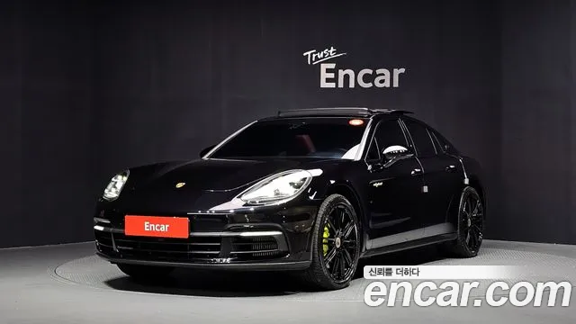 Porsche Panamera 2020