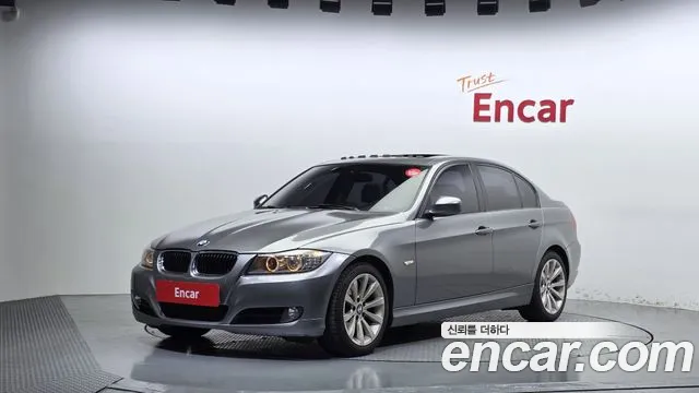 BMW 3-Series 2011