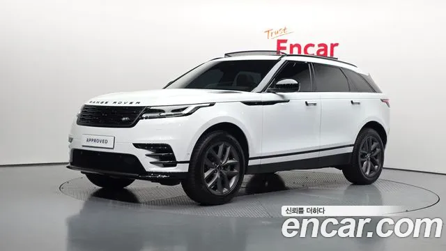 Land Rover Range Rover Velar 2026