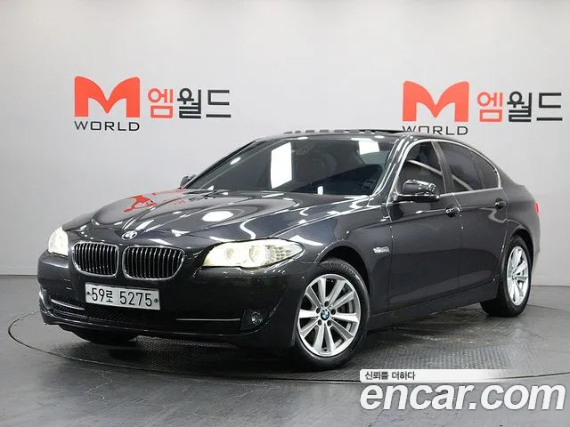 BMW 5-Series 2011