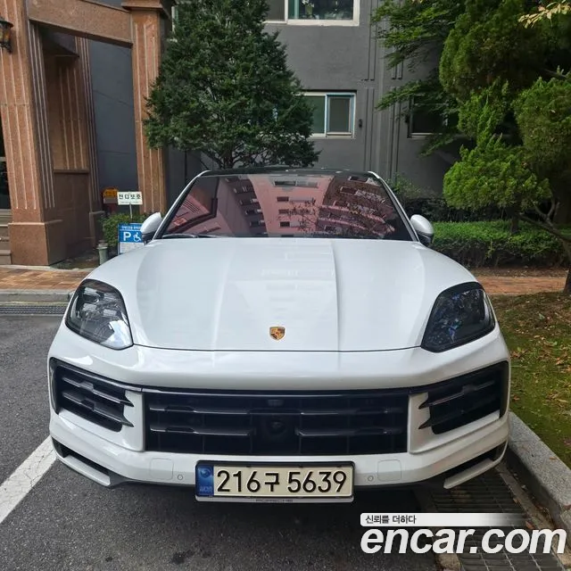 Porsche Cayenne 2024
