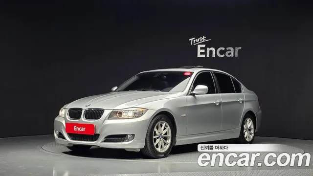 BMW 3-Series 2011