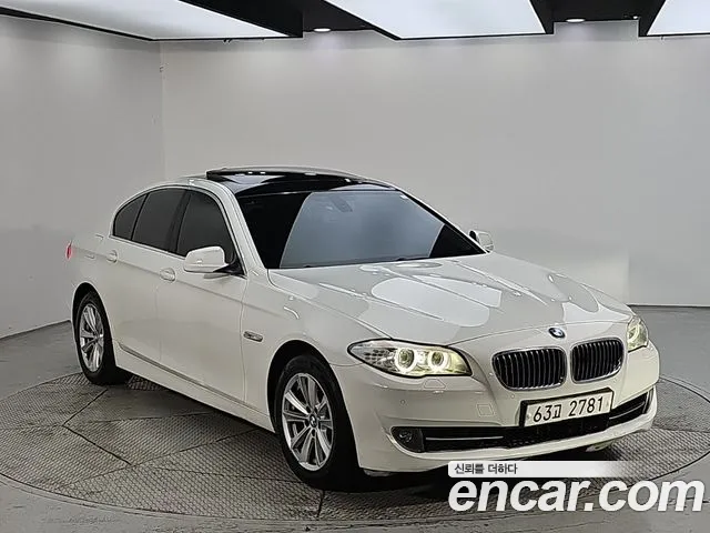 BMW 5-Series 2011