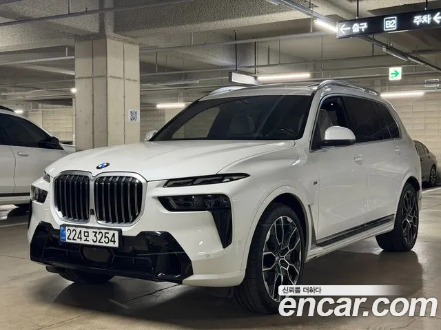 BMW X7 2025