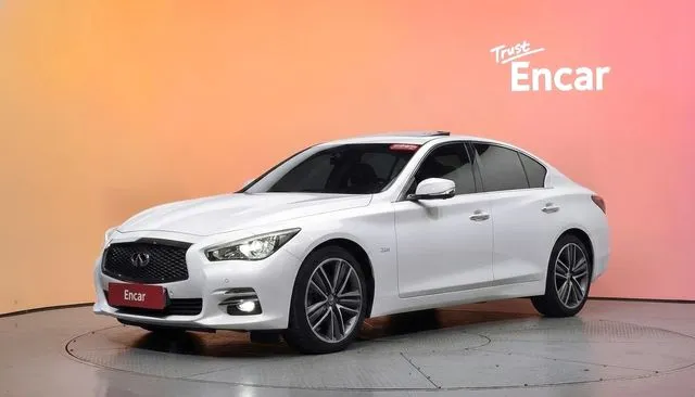 Infiniti Q50 2014