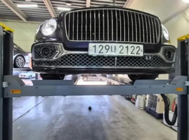 Bentley Flying Spur 2022