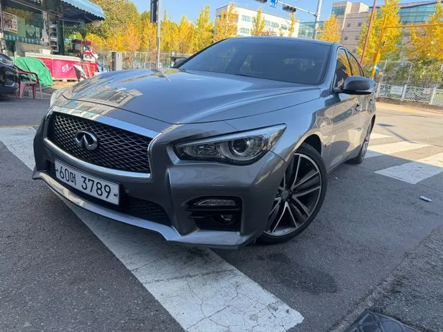 Infiniti Q50 2016