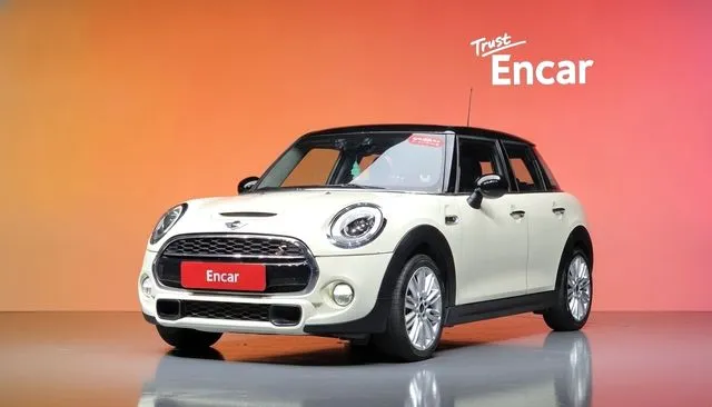 MINI Cooper 2015