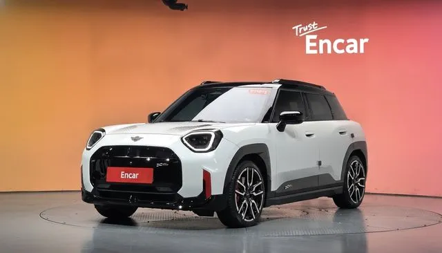 MINI Aceman 2025